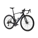 2024 Giant Defy Advanced Pro 0 - Road Bike 2024 Giant Defy Advanced Pro 0 - Road Bike