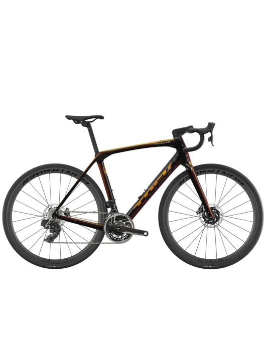 2025 Trek Domane SLR 8 AXS - Road Bike